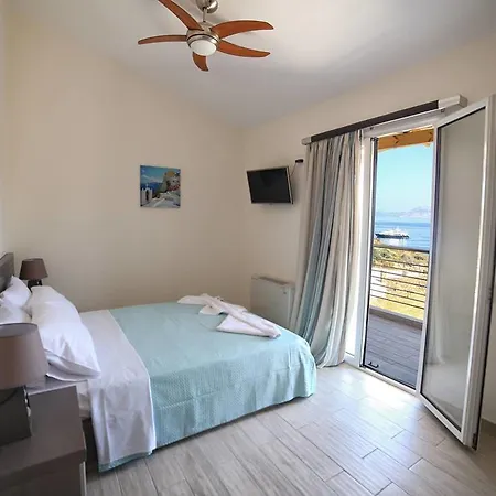 Blue Seaside Studios Фанари Номер фото